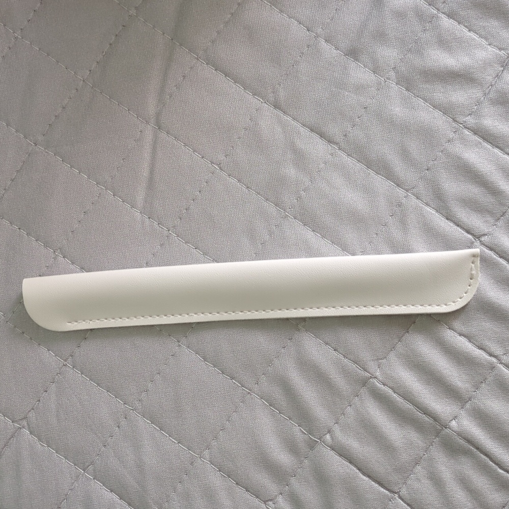 🎁 GWP - Tablet Stylus Case